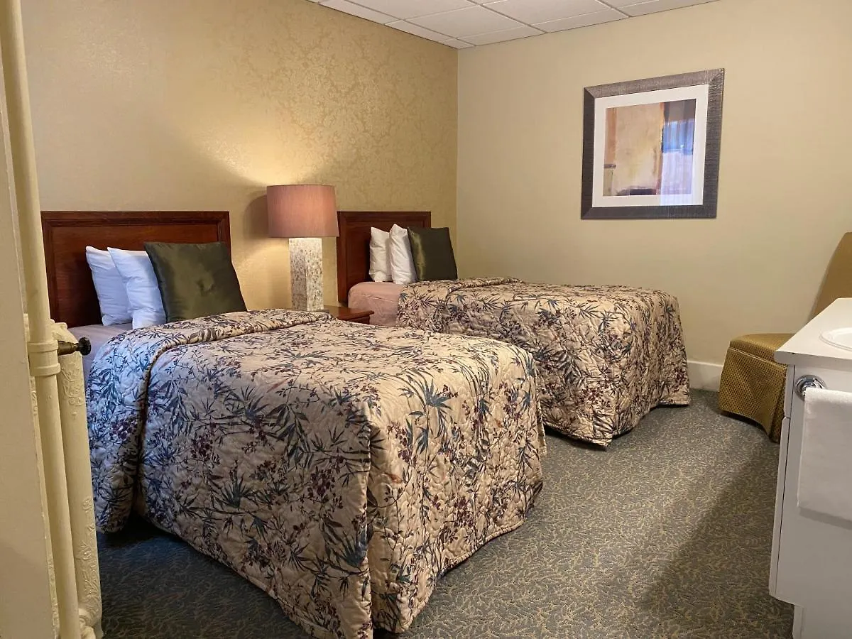 Kingston Hotel Vancouver