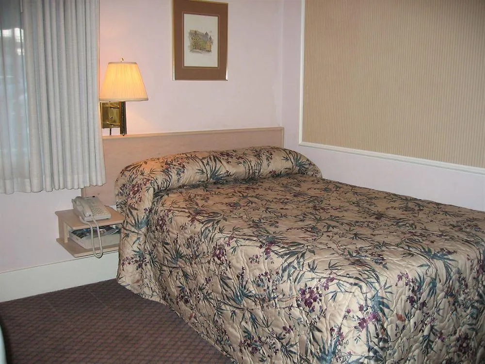 Kingston Hotel Vancouver